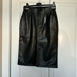 Brand New Gap Faux Leather Pleather Black Pencil Skirt NWT